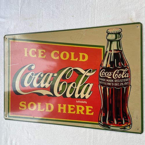 Cocacola coca cola ice cold - ice,